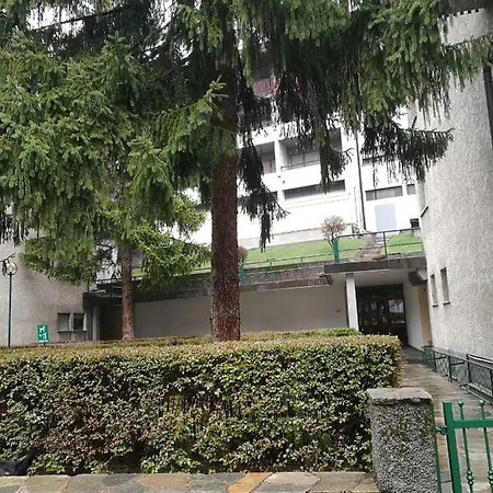 Appartement In Centro , Ma A Due Passi Dal Bosco Bardonecchia